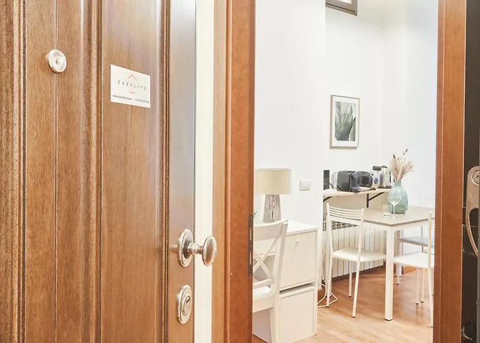 Easylife - Accogliente Monolocale Con Arredamento Minimal In Zona Stazione Appartamento *